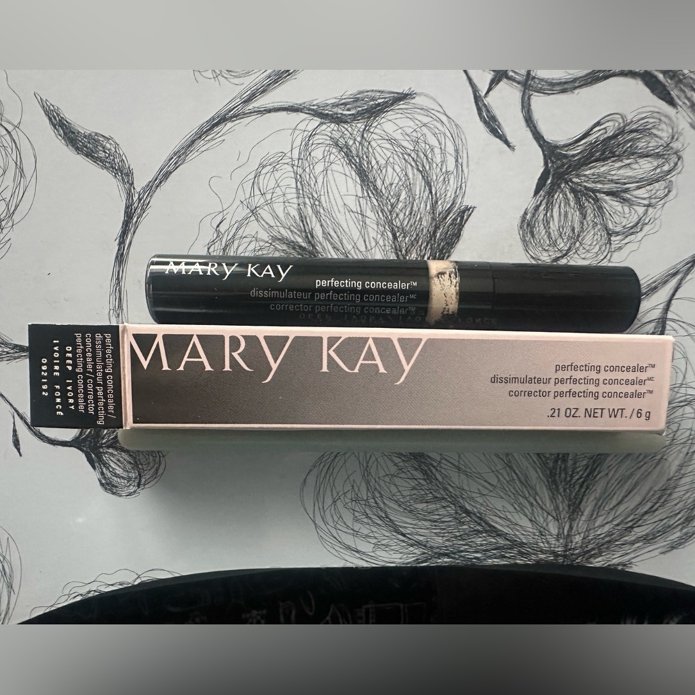Mary Kay Perfecting Concealer